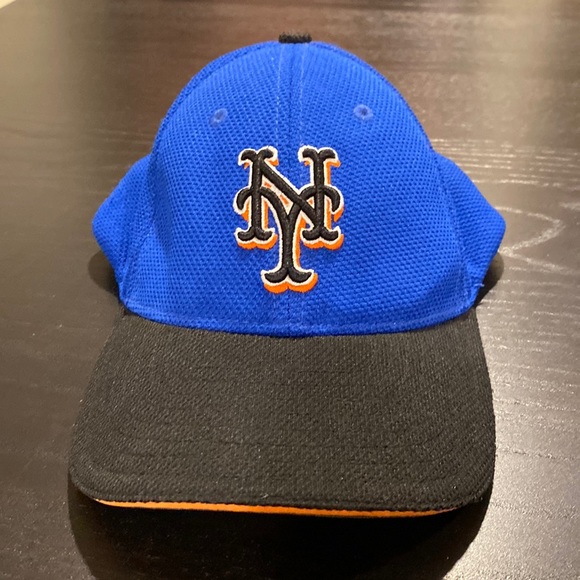 New York Mets New Era Fitted Baseball Cap; Small/Medium 6 5/8 thru 7 1/8 - Picture 1 of 6